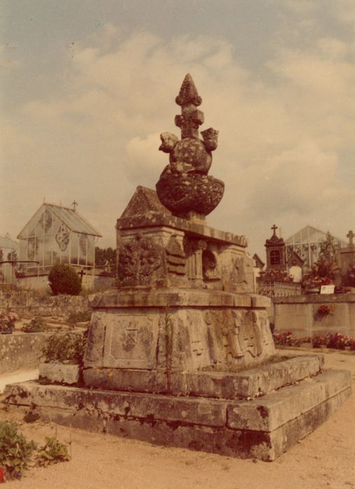vue générale du monument