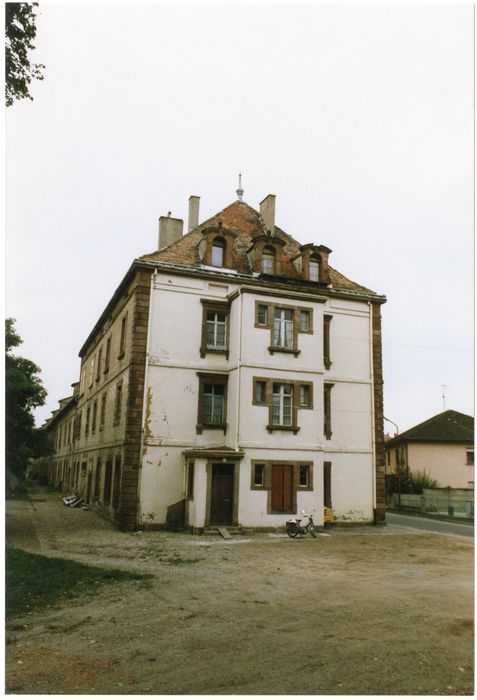 pavillon ouest du pavillon des officiers, façade postérieure