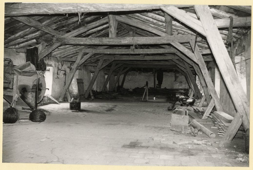 aile sud, vue générale du grenier