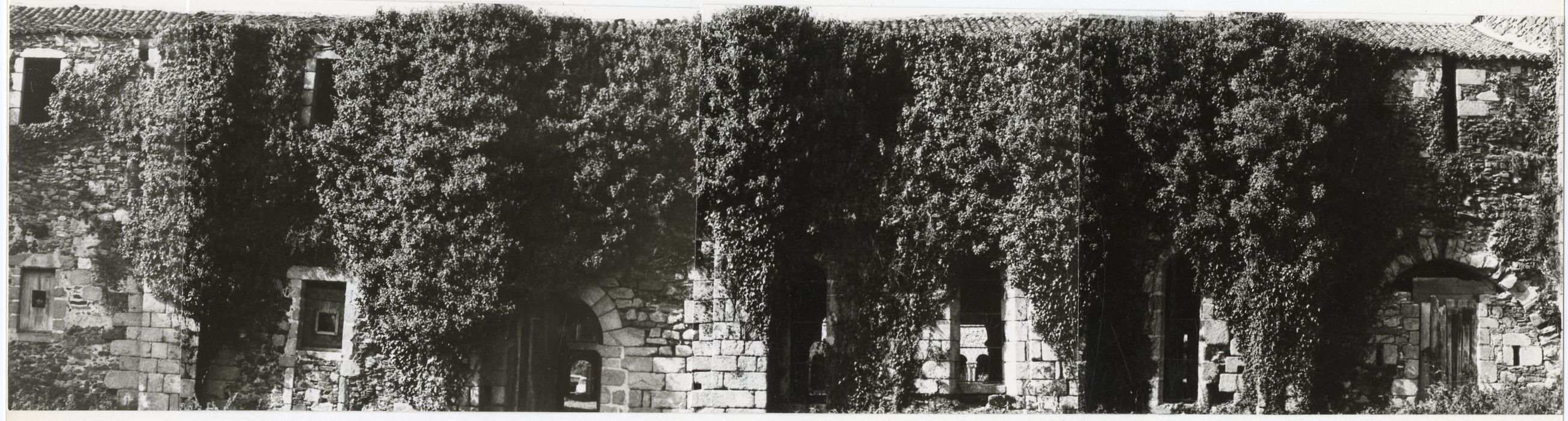 bâtiment est, façade est