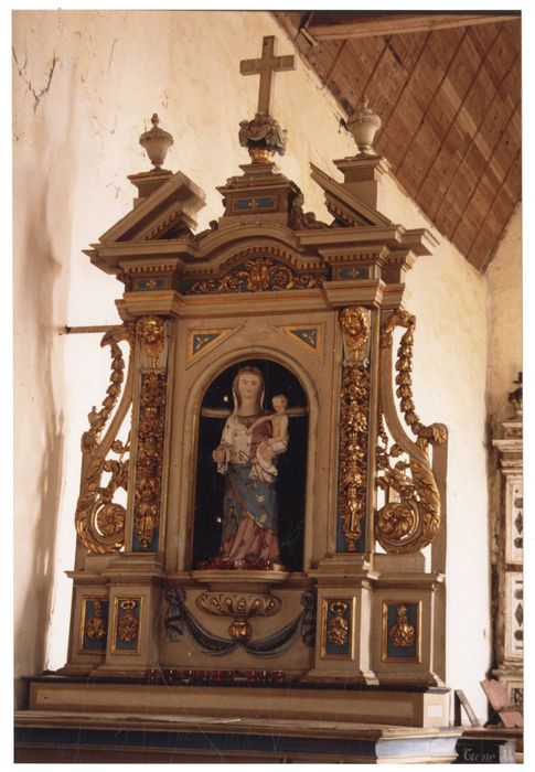 statue : Vierge à l’Enfant