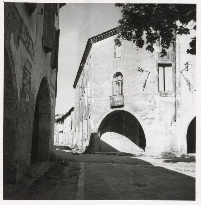 vue partielle des maisons