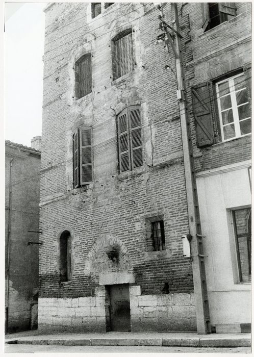 façade sud, vue partielle