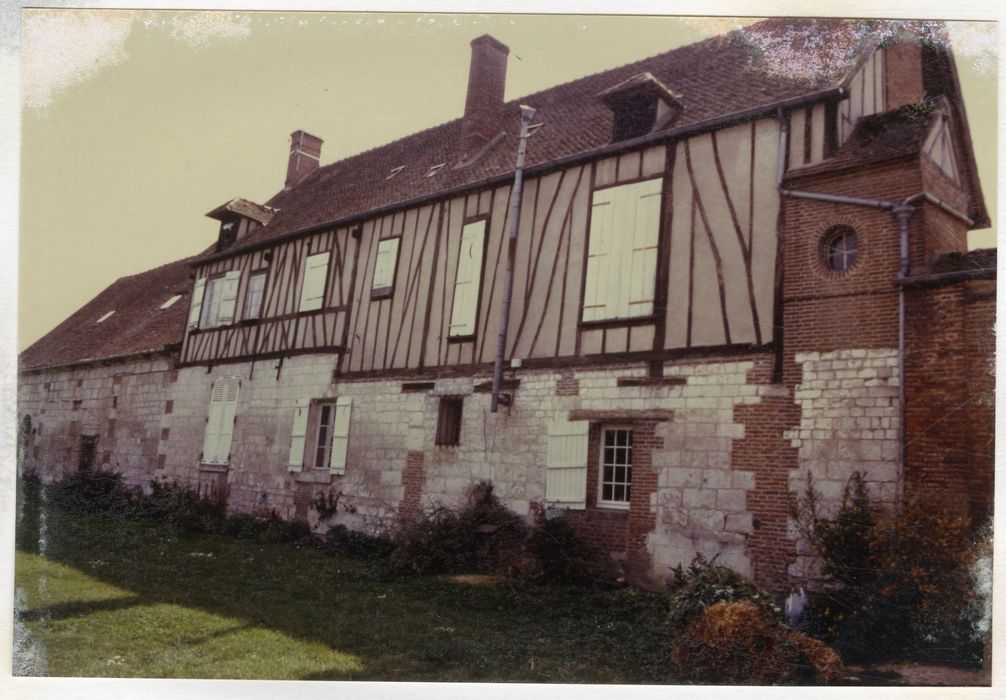 logis du fermier, façade sur jardin