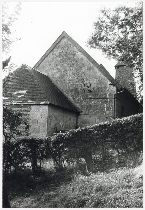 chevet et sacristie, vue partielle