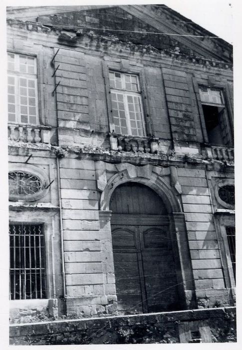 façade ouest, vue partielle