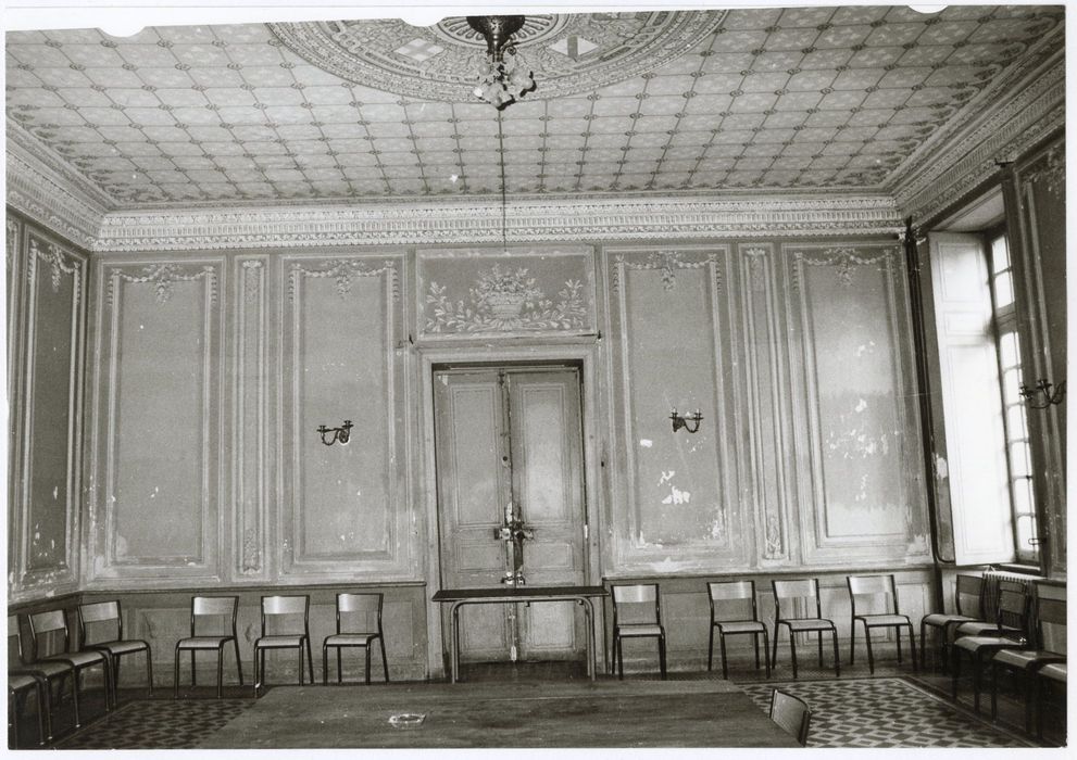 aile sud, rez-de-chaussée, salon bleu