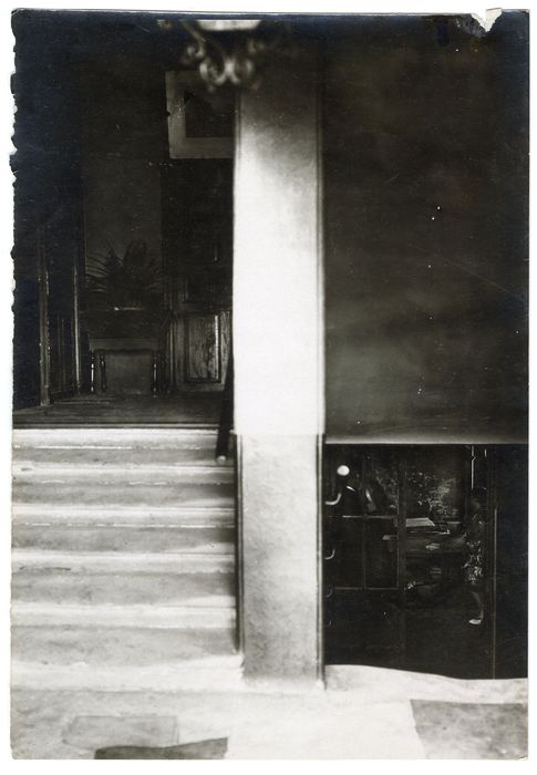 escalier, vue partielle