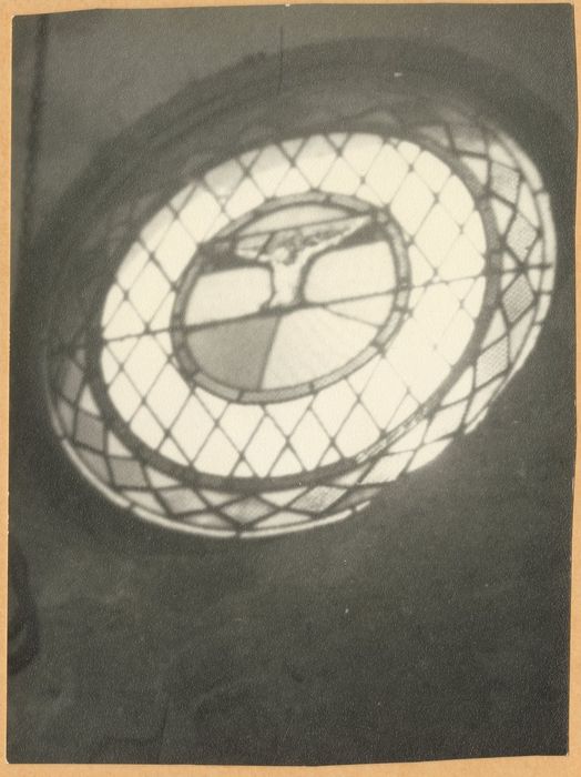 verrière : Christ en croix