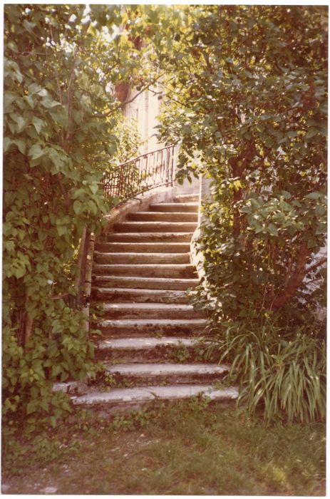 escalier nord-ouest à la loggia