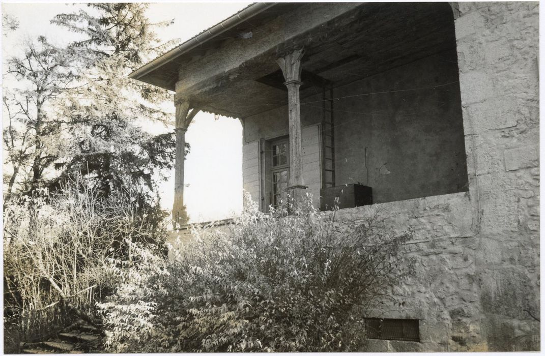 façade nord-ouest, loggia