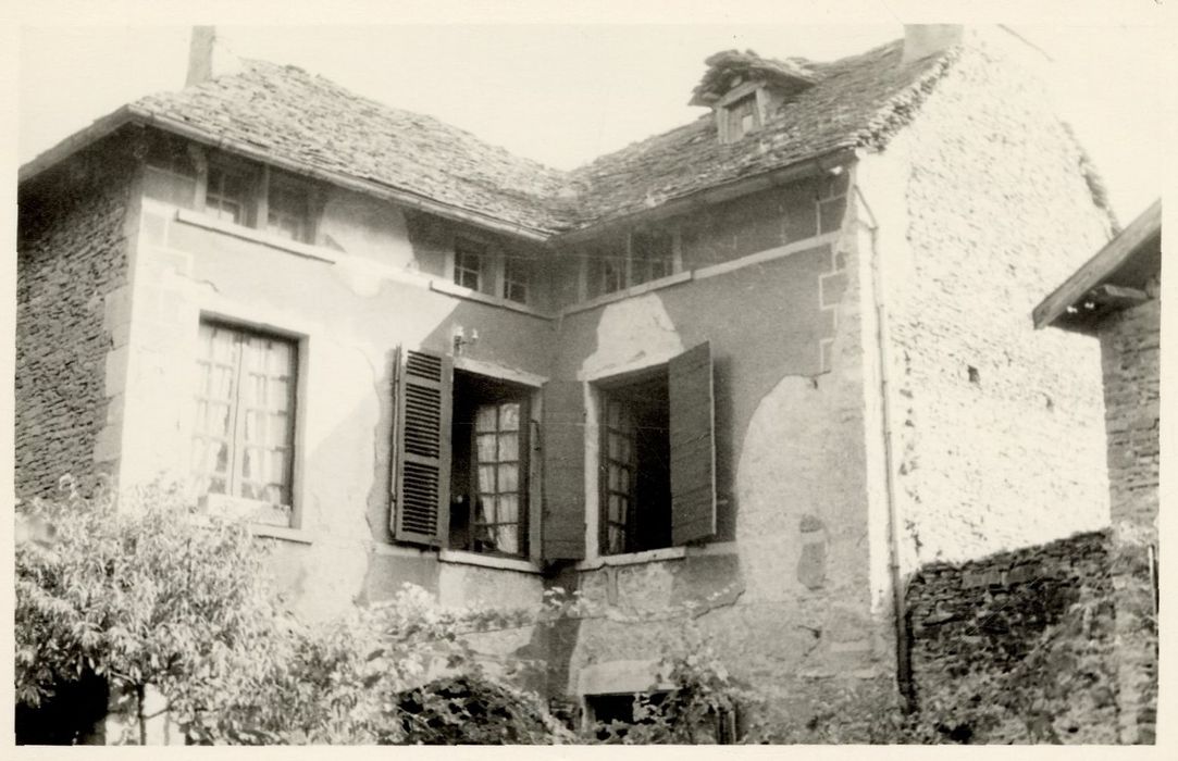 façades sur la cour intérieure vue partielle