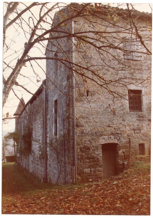 façades nord et est, vue partielle