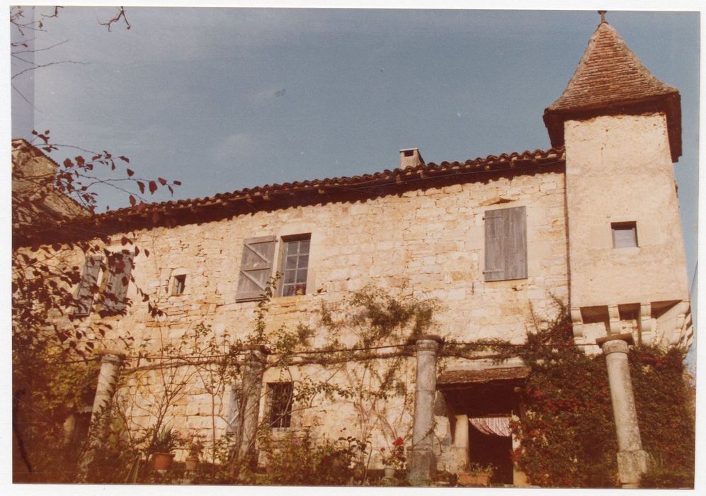 aile ouest, façade sud-ouest, vue partielle