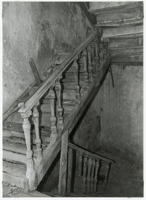 escalier, vue partielle