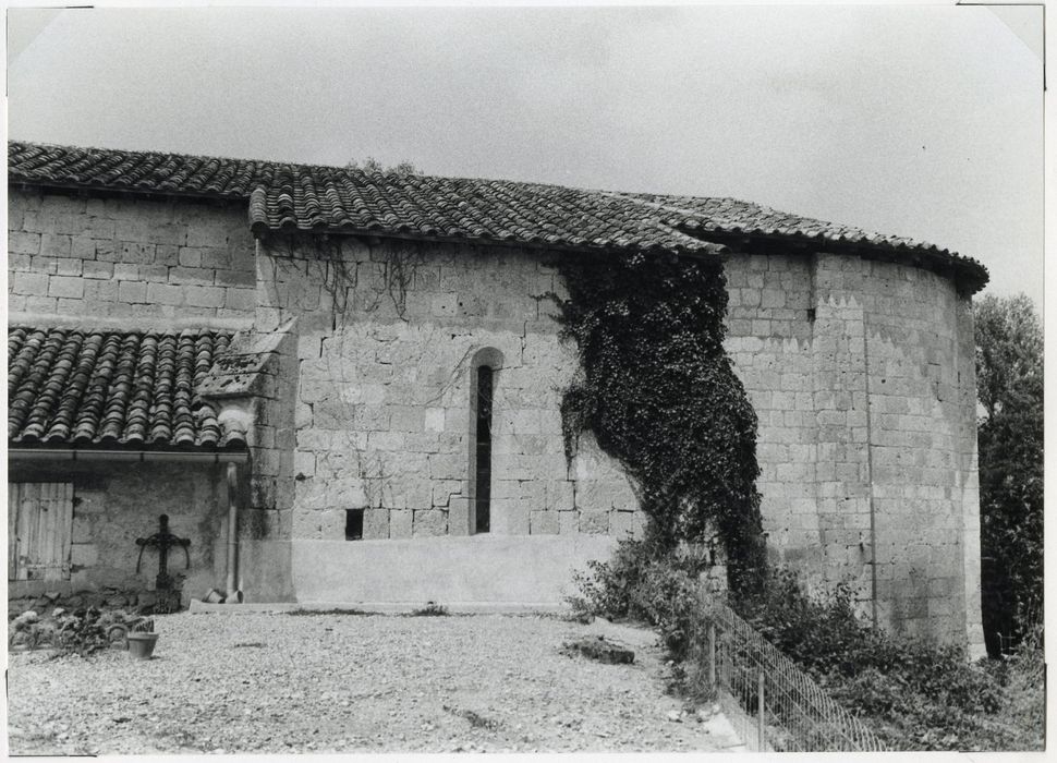 pièce non localisée, détail d’un linteau