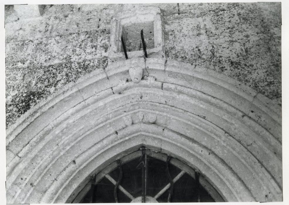 portail d’accès ouest, détail des voussures