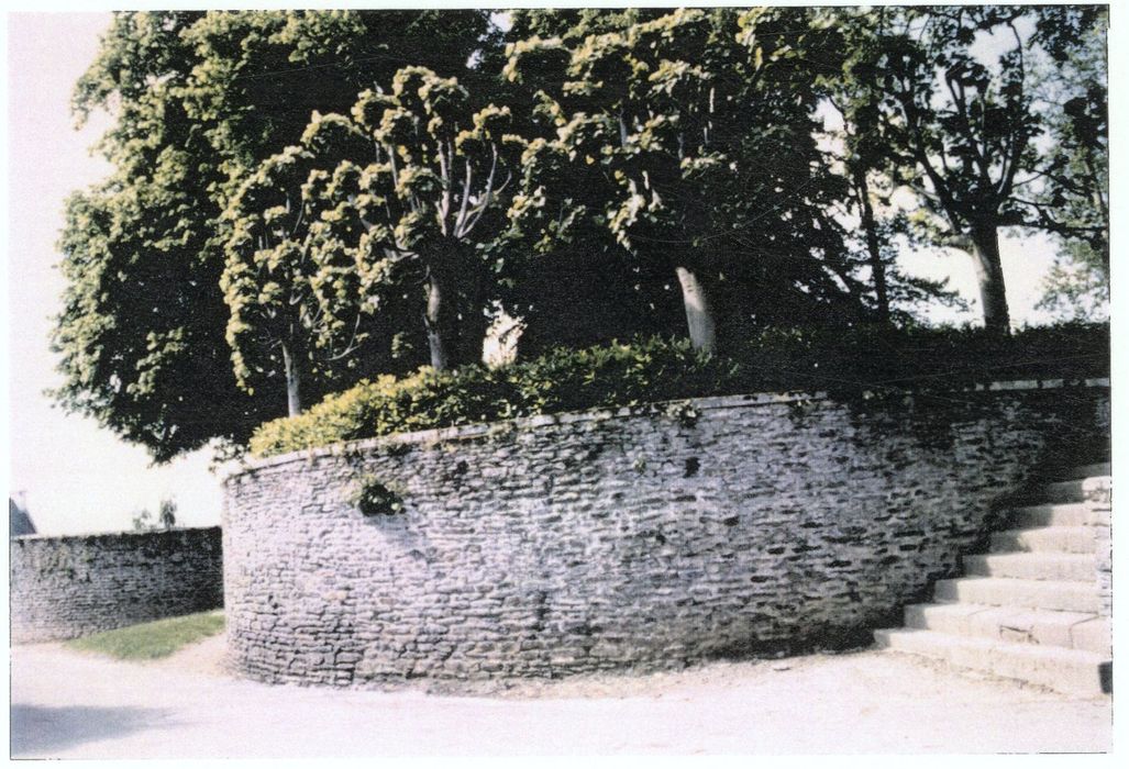 mur de terrassement, vue partielle (photocopie numérisée)