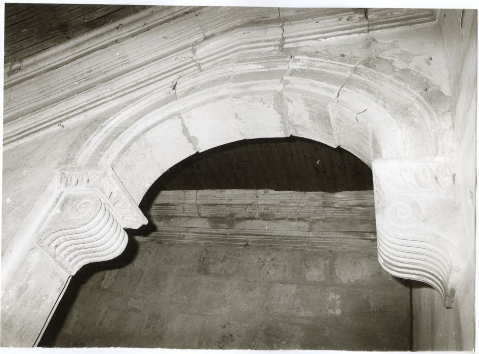 aile Renaissance, escalier, 1er palier, détail de l’arc