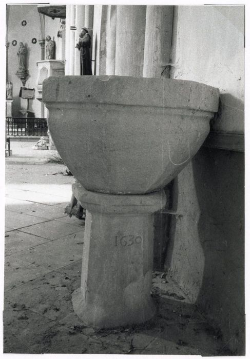 fonts baptismaux
