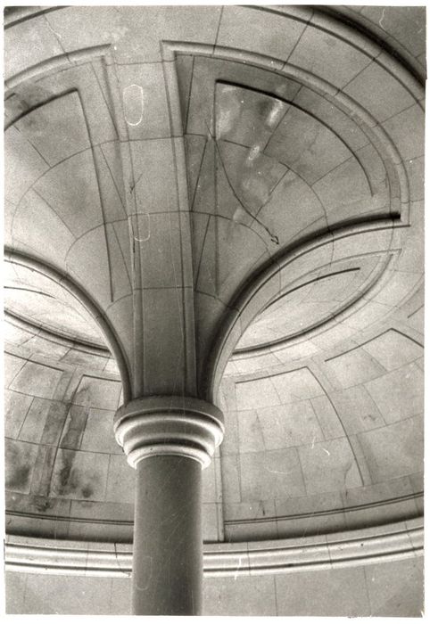 escalier à vis, voûte sommitale, vue partielle