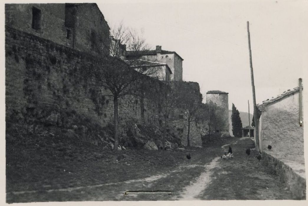 vue partielle des remparts