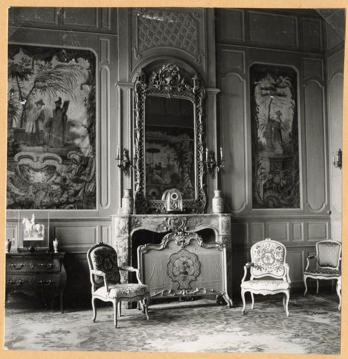 pièce non localisée, vue partielle