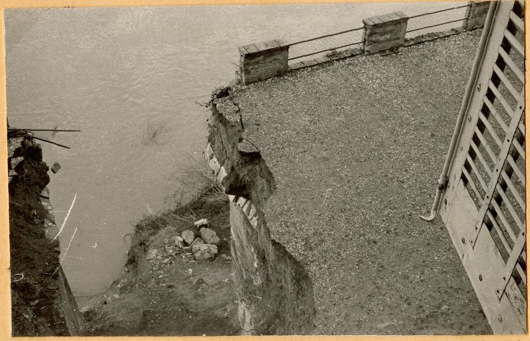 terrasse sud-ouest, vue partielle
