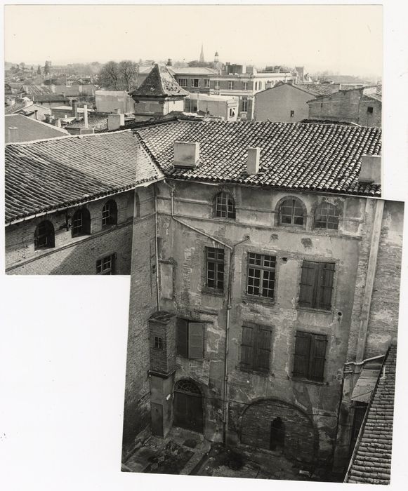 façades ouest et nord sur cour, vue partielle