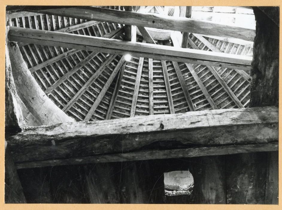 vue partielle de la charpente