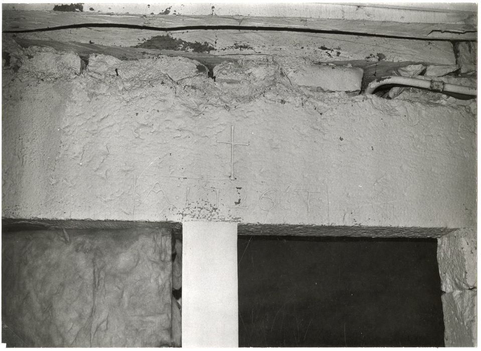 détail d’un linteau avec millésime