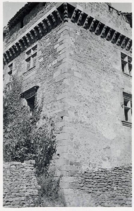 façades sud et ouest, vue partielle