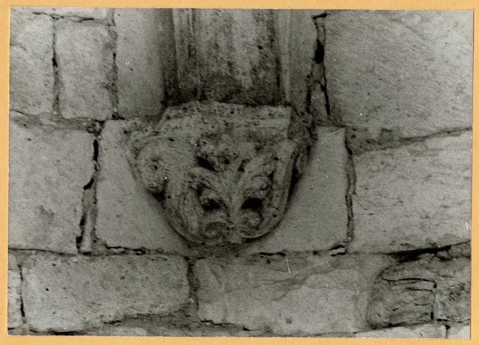 détail d’une console