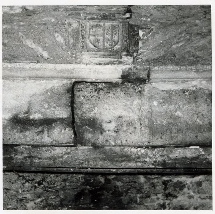 détail d’un blason armorié aux armes des Saix, des Citou et des Poncet