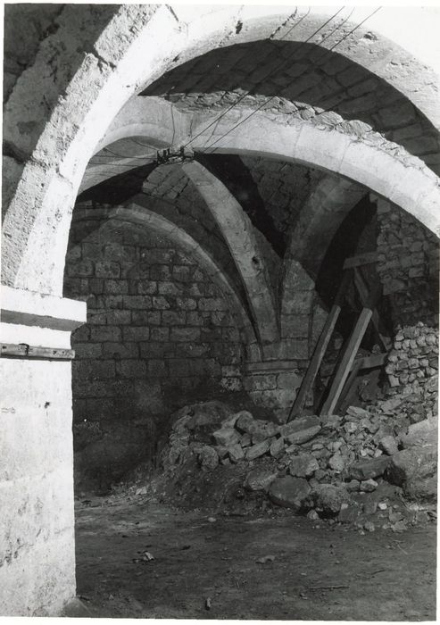 crypte, vue partielle