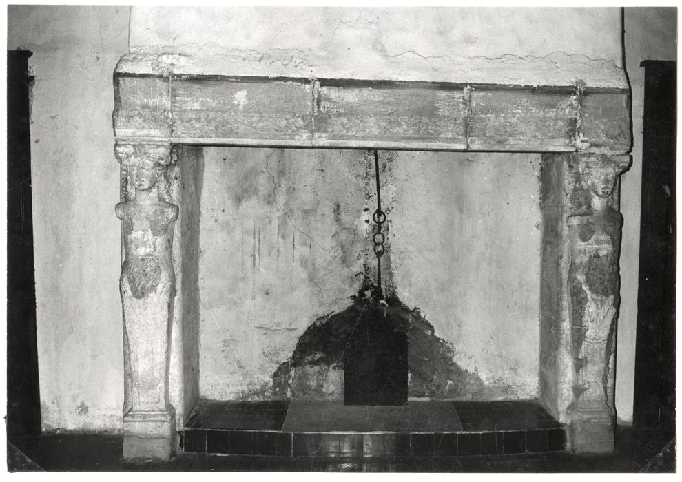 2e étage, chambre, cheminée