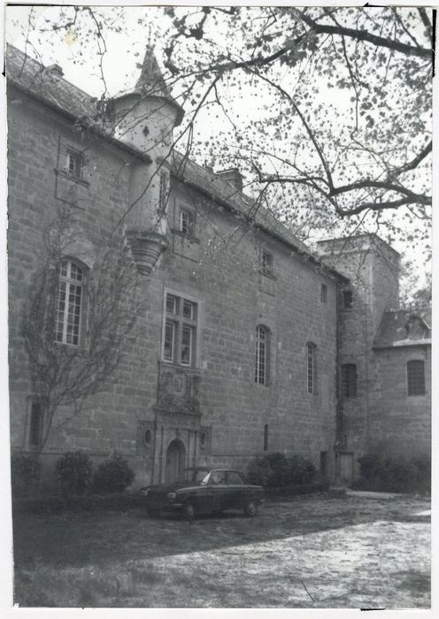 façade nord-est sur la cour intérieure