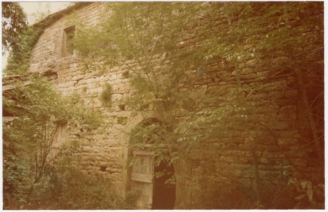 façade ouest, vue partielle