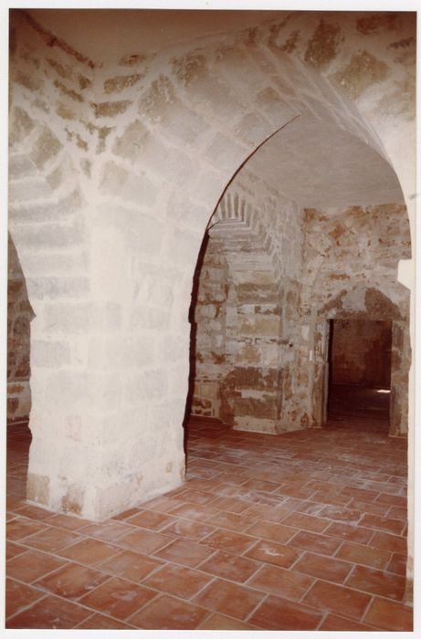 rez-de-chaussée, grande salle, vue partielle