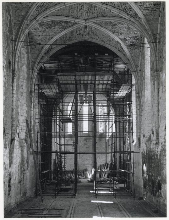 nef de l’église abbatiale