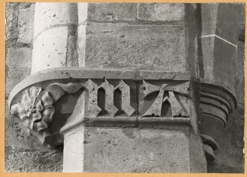 arc triomphal, détail de la pile