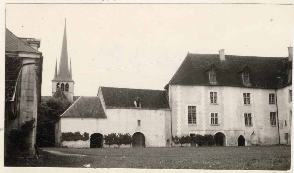 aile ouest, façade est