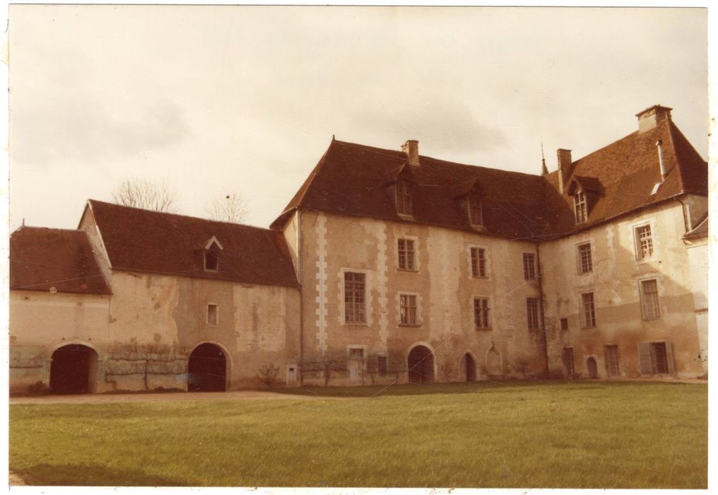 aile ouest, façade est