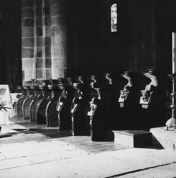 ensemble de 18 stalles - © Ministère de la Culture (France), Médiathèque du patrimoine et de la photographie (objets mobiliers), tous droits réservés