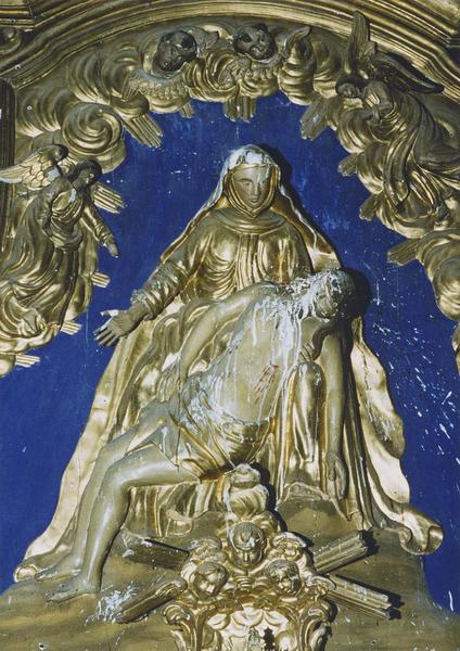 autel, retable, tabernacle, exposition, bas-relief : Notre-Dame-de-Pitié, détail