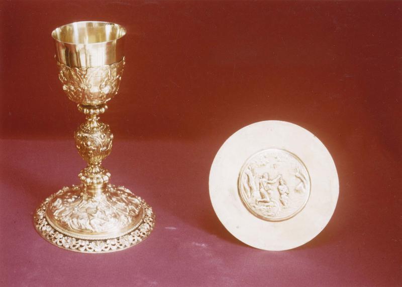 calice et patène - © Ministère de la Culture (France), Médiathèque du patrimoine et de la photographie (objets mobiliers), tous droits réservés