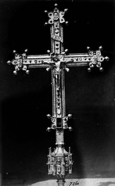 croix de procession, vue générale