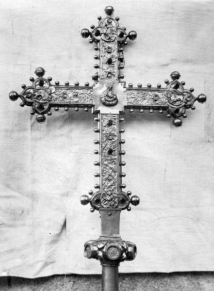 croix de procession, vue  générale