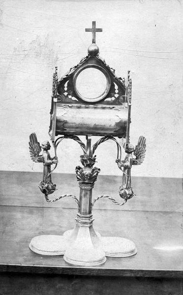 reliquaire, vue générale - © Ministère de la Culture (France), Médiathèque du patrimoine et de la photographie (objets mobiliers), tous droits réservés