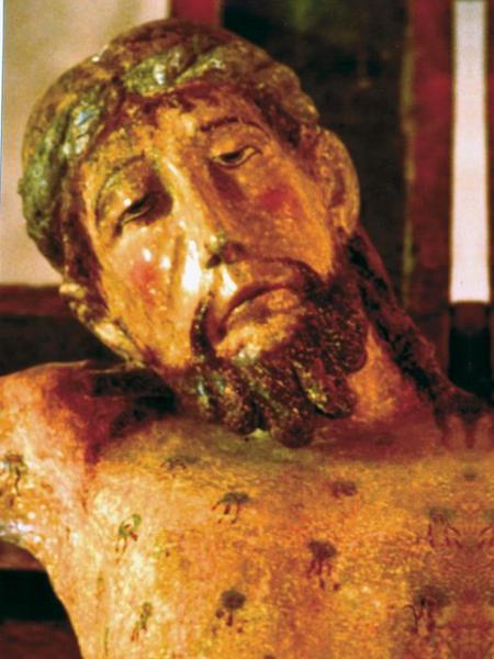 statue style roman : Christ en croix